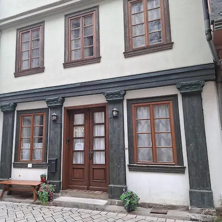 Апартаменты Kleine Auszeit Am Rathaus