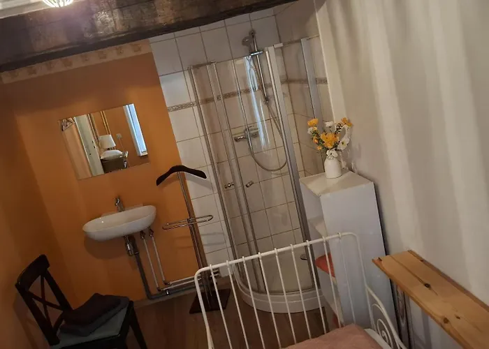 Lägenhet Kleine Auszeit Am Rathaus *